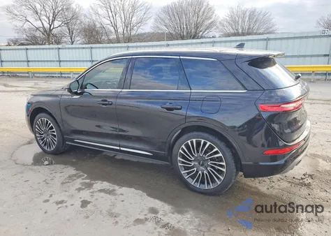 2020 Lincoln Corsair Reserve z USA, uszkodzony, nr VIN 5LMCJ2C99LUL03753